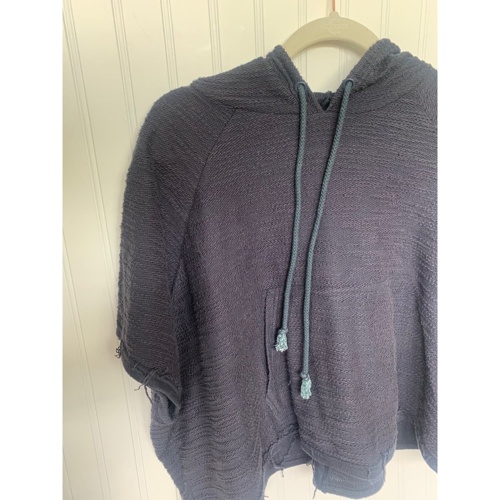 Sweater - Picture 4 of 5